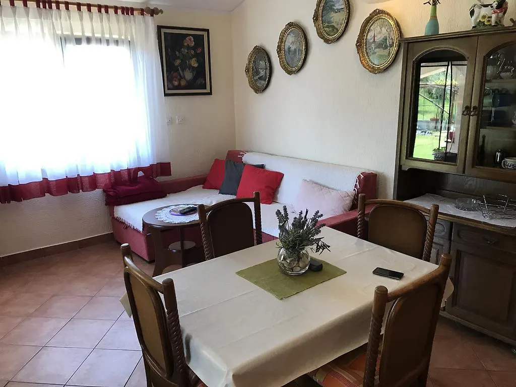 Apartment Angelina Pula